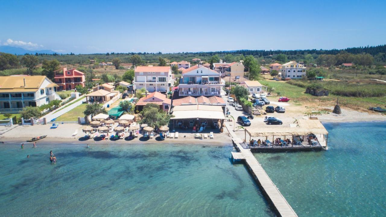 Petrakis Beach Lefkímmi Exterior foto