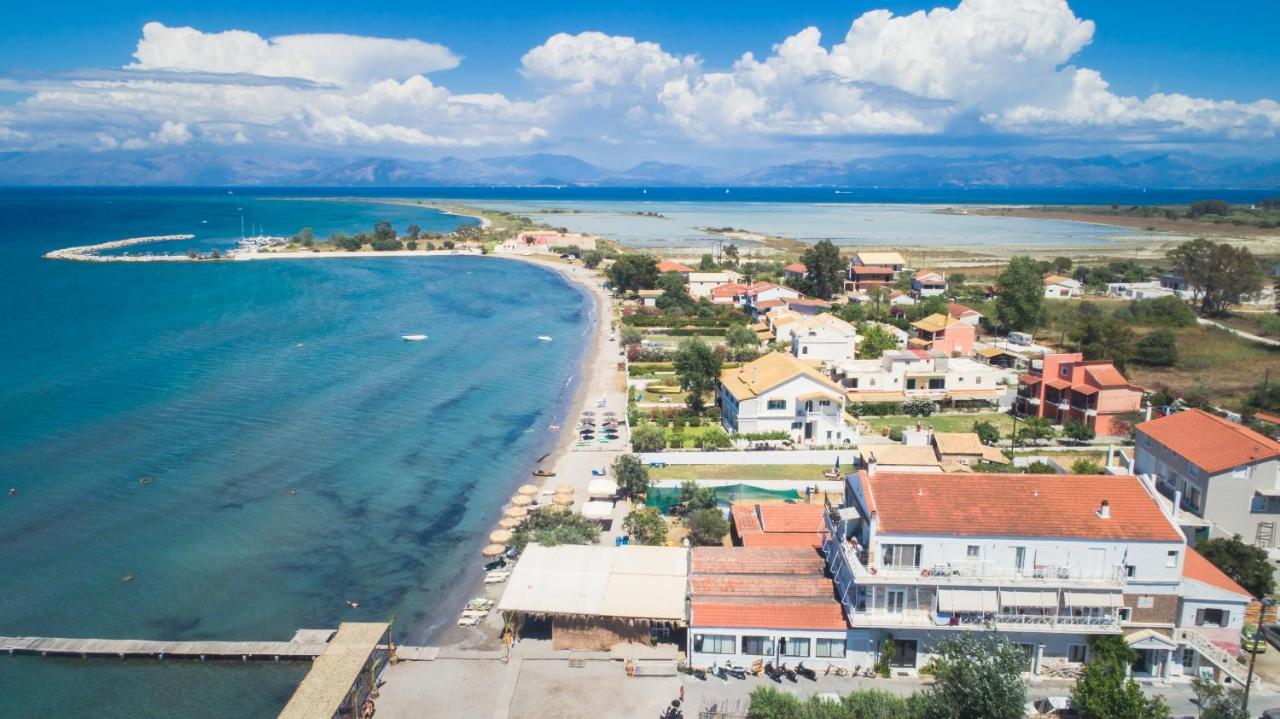 Petrakis Beach Lefkímmi Exterior foto