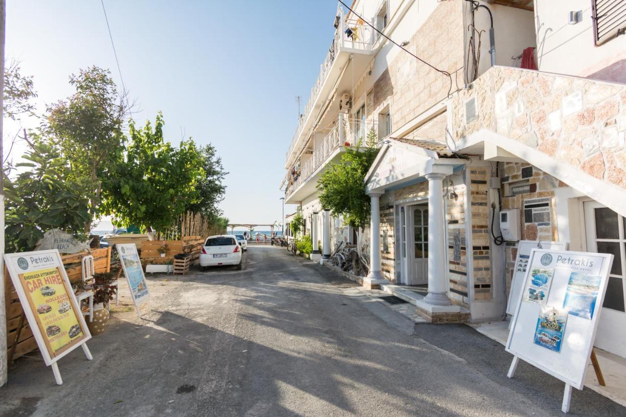 Petrakis Beach Lefkímmi Exterior foto