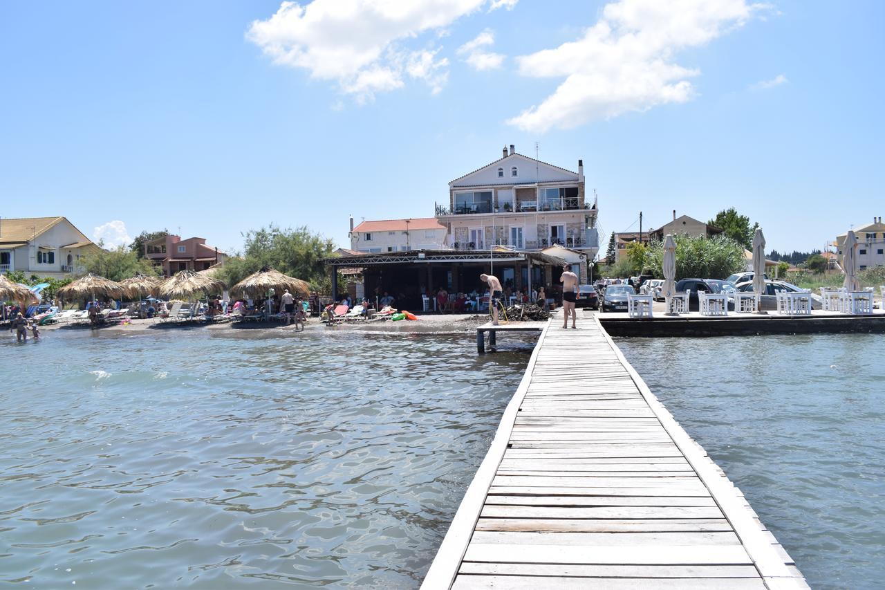 Petrakis Beach Lefkímmi Exterior foto